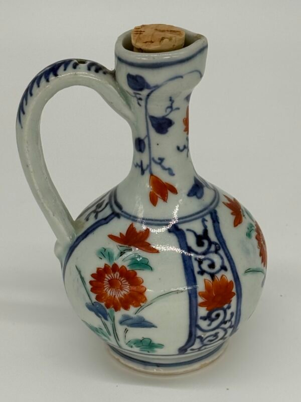 Kakiemon Ewer, Japan, late 18th Century - Image 3