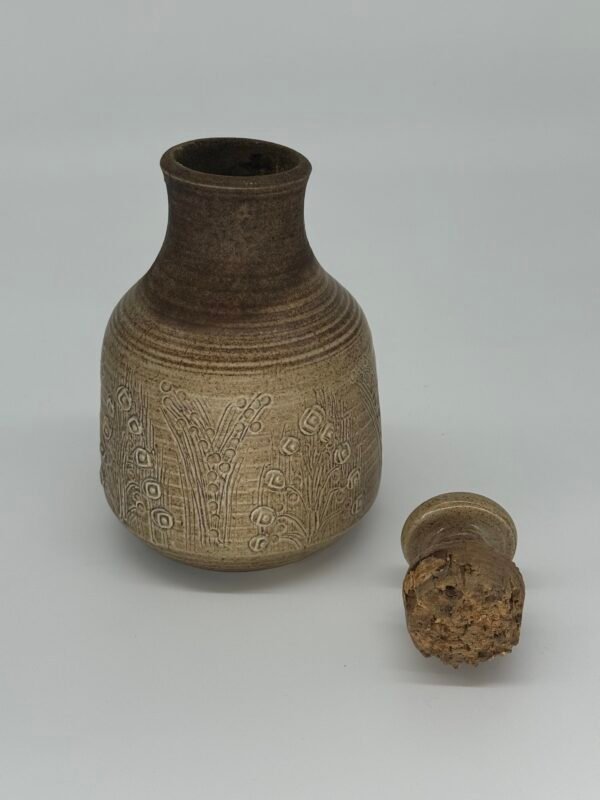 Pottery Bottles, Oxshott Studio, England, Mid 20th Century - Image 4