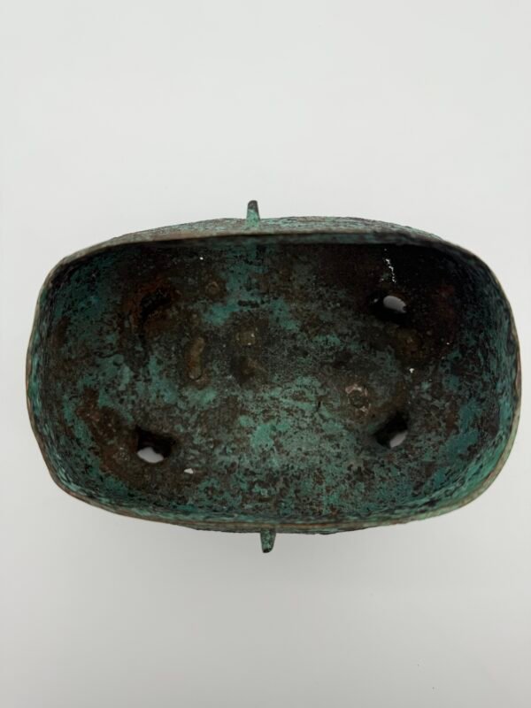 Bronze Wine Vessel, Shang Dynasty Style, China, 19th Century - Image 9