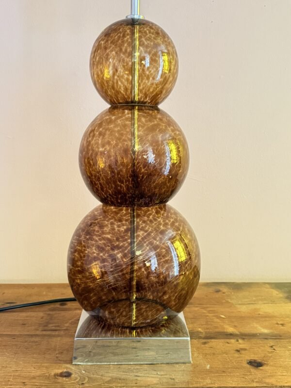 Large Heathfield & Co 'Opera' Tortoise Finish 3 Ball Glass Table Lamp – 2007 - Image 3